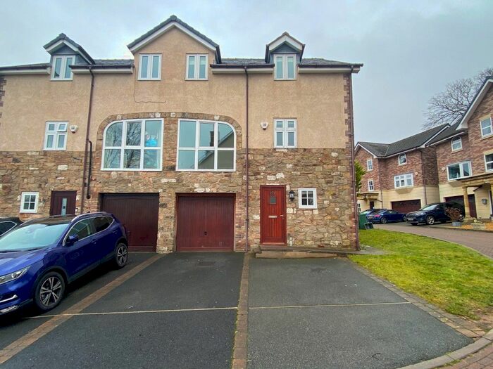 4 Bedroom End Of Terrace House To Rent In Mill Rise, Helsby, Frodsham WA6