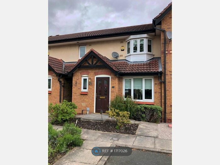 2 Bedroom Semi-Detached House To Rent In Lambourne Close, Manchester, M22