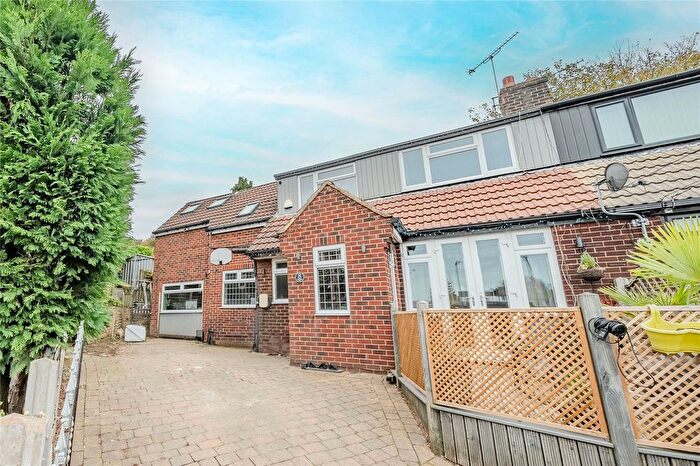 5 Bedroom Terraced House For Sale In Victoria Rise, Pudsey, West Yorkshire, LS28