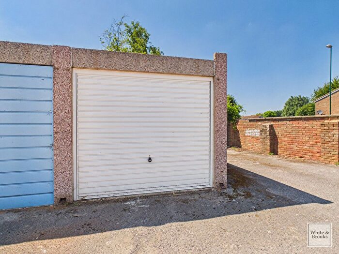 Property For Sale In Plover Close, Bognor Regis, PO22