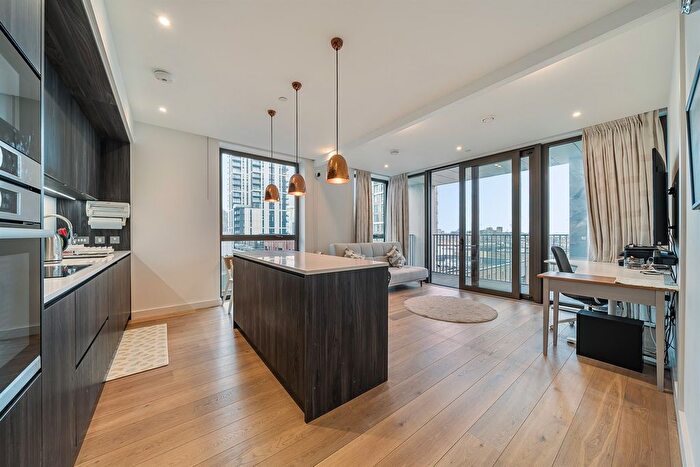 2 Bedroom Flat To Rent In The Fulmar, Reminder Lane, Lower Riverside, Greenwich Peninsula, SE10