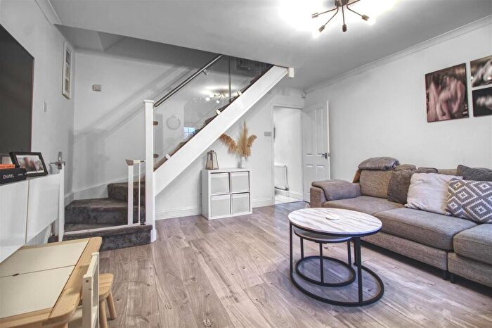 2 Bedroom Terraced House For Sale In Beeston Drive, Cheshunt, EN8