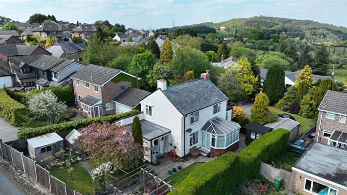 3 Bedroom Detached House For Sale In Ruthin Road, Bwlchgwyn, Wrexham, LL11