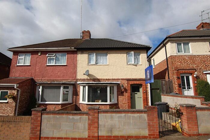 3 Bedroom Semi-Detached House For Sale In Astill Drive, Leicester, LE4