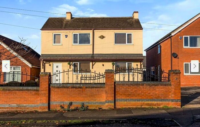 4 Bedroom House To Rent In Victoria Road, Selston, Nottingham, NG16
