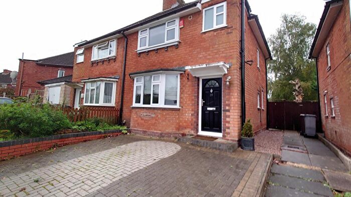 3 Bedroom Semi-Detached House To Rent In Damson Lane, Solihull, B91