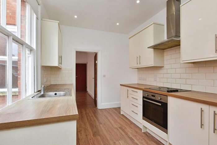 3 Bedroom Terraced House For Sale In Cambridge Street, Wolverton, Milton Keynes, MK12
