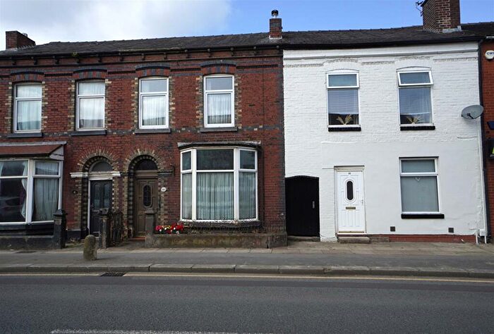 3 Bedroom Flat For Sale In Church Street, Westhoughton, BL5
