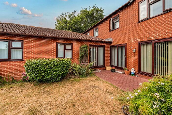 1 Bedroom Bungalow For Sale In Stubbington, PO14