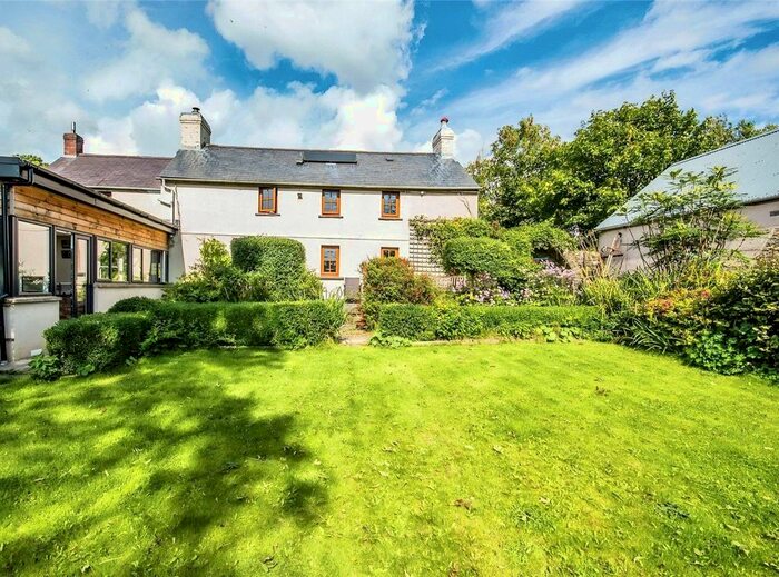 4 Bedroom Detached House For Sale In Blaenffos, Boncath, Pembrokeshire, SA37