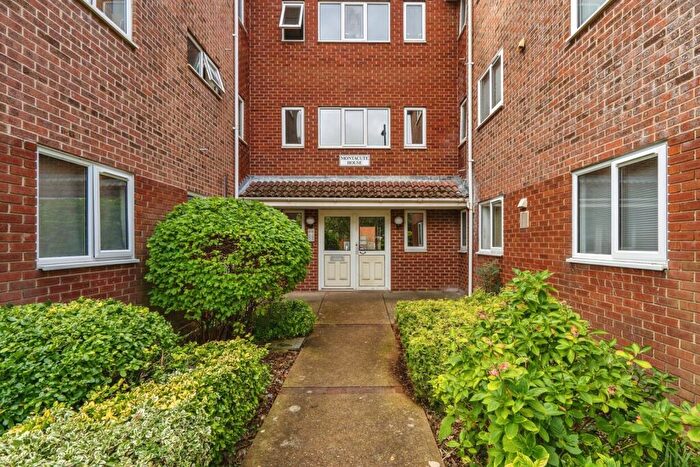 2 Bedroom Flat For Sale In Montacute House, London Road, Waterlooville, Hampshire, PO7