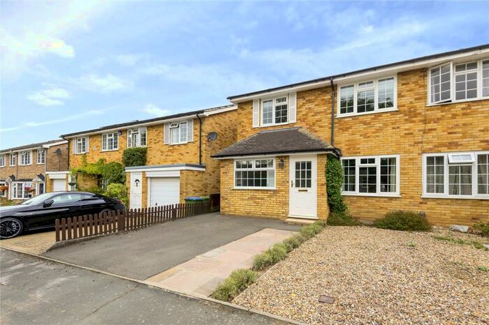 4 Bedroom House To Rent In Haleswood, Cobham, KT11