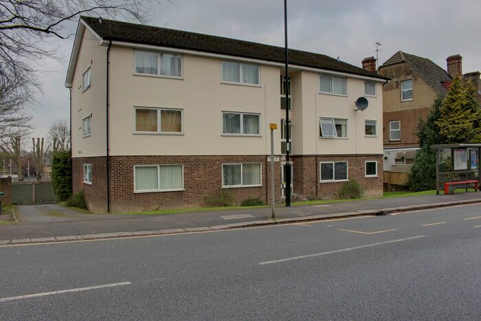 Studio To Rent In Mayfield Road, Croydon, CR2