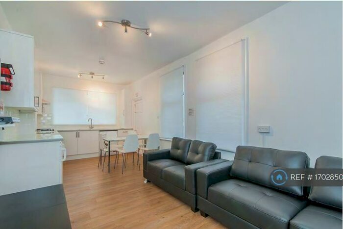 5 Bedroom Terraced House To Rent In St. Margarets Avenue, London, N15