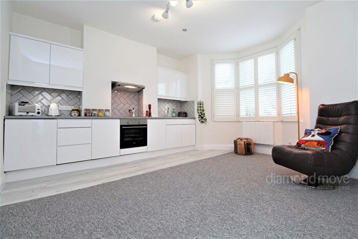 1 Bedroom Flat To Rent In Cantwell Road, London, SE18