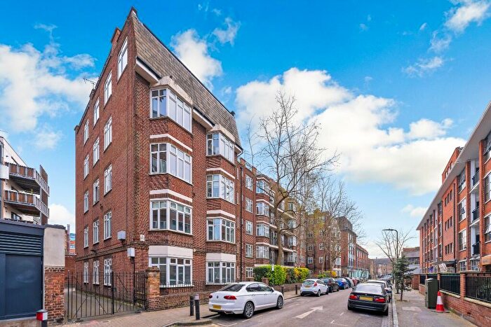 2 Bedroom Flat To Rent In Tudor Grove, London, *Private Balcony*, E9
