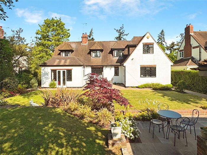 4 Bedroom Detached House For Sale In Old Bath Road, Sonning, Reading, RG4