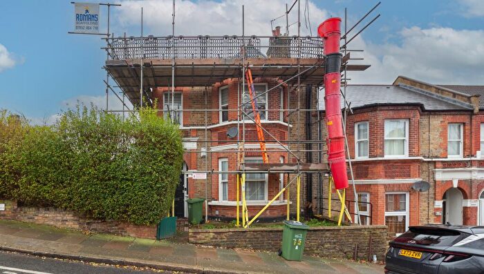 2 Bedroom Flat For Sale In Flat A, Vernham Road, Plumstead, London, SE18