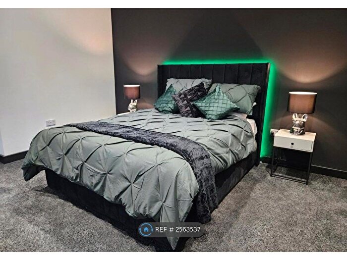 1 Bedroom Flat To Rent In Sun Inn, Bingley, BD16