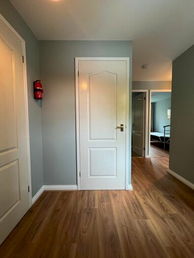 2 Bedroom Flat To Rent In Awgar Stone Road, Headington, Oxford, Oxfordshire, OX3