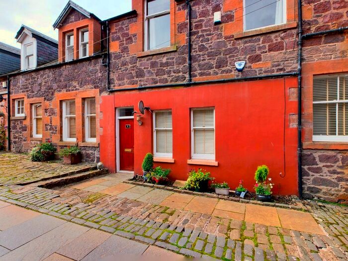 2 Bedroom Flat To Rent In Clydesdale Close, Biggar, ML12