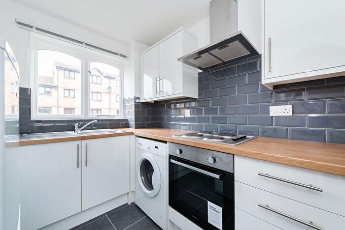 1 Bedroom Property To Rent In Samuel Close, Burbage House, SE14