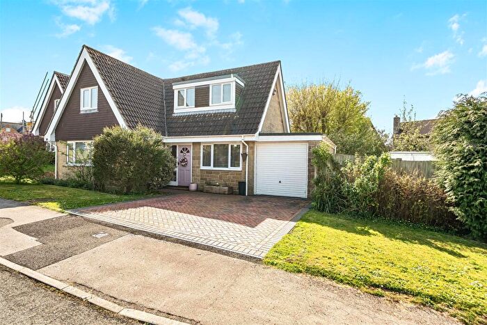 3 Bedroom Detached House For Sale In Uplands, Yetminster, Sherborne, DT9