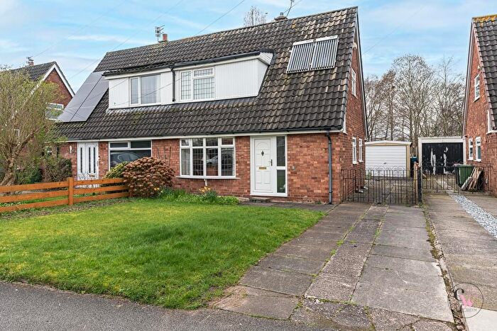 3 Bedroom Semi Detached House For Sale In Bollin Avenue, Winsford, CW7