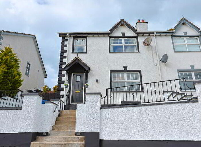 3 Bedroom Semi-Detached House For Sale In Kearney Crescent, Armagh, BT60