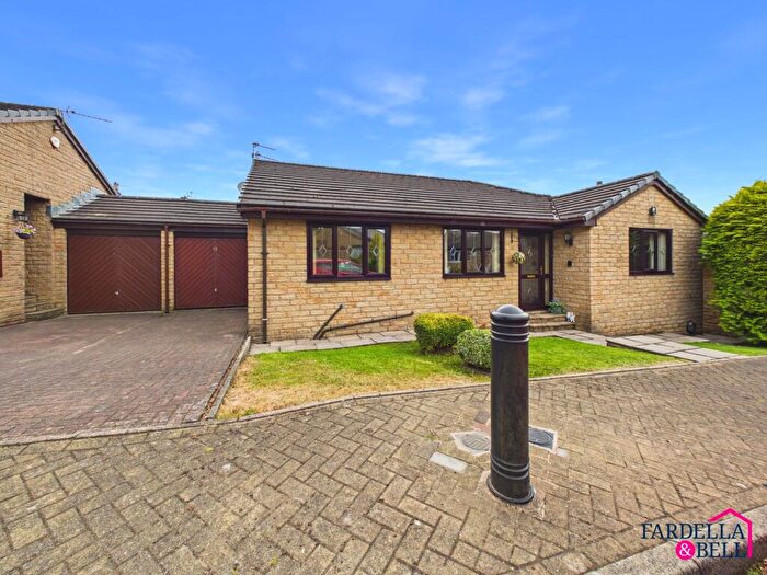 3 Bedroom Detached Bungalow For Sale In Kimberley Close, Briercliffe, BB10