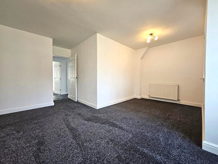 2 Bedroom Flat To Rent In Claras Court, Church Road, Wadworth, Doncaster, DN11