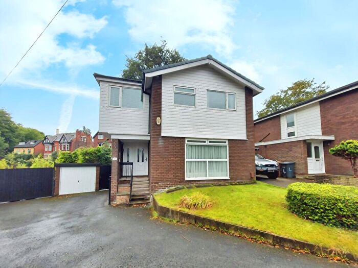 4 Bedroom Detached House For Sale In Preston Close, Eccles, Manchester, Greater Manchester, M30
