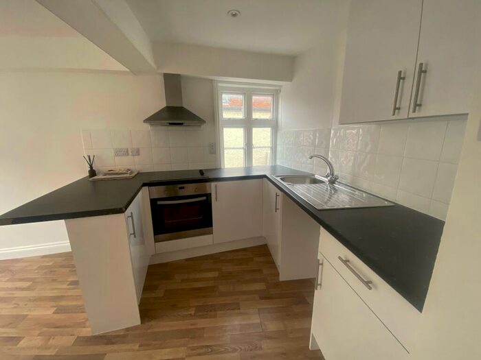 1 Bedroom Property To Rent In High Street, Saffron Walden, CB10