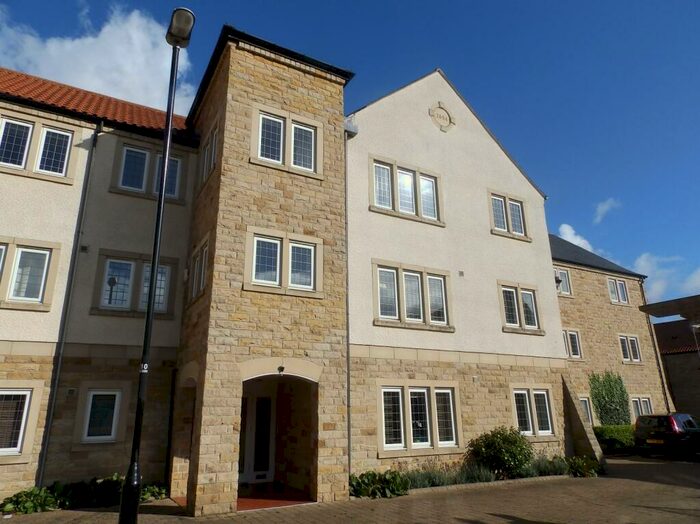 2 Bedroom Flat To Rent In Micklethwaite Grove, Wetherby, West Yorkshire, Uk, LS22