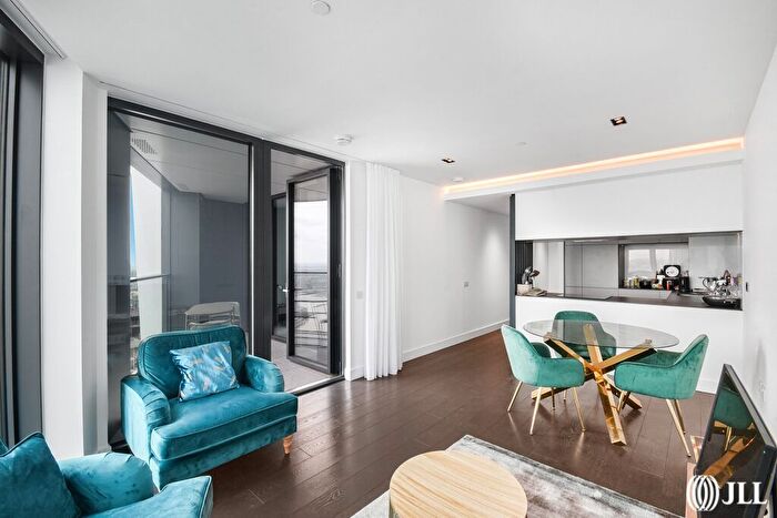 2 Bedroom Flat To Rent In Marsh Wall, London, E14