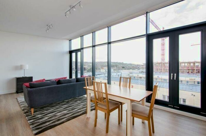 2 Bedroom Apartment To Rent In Highgate, Longmead Terrace, Bath, BA2