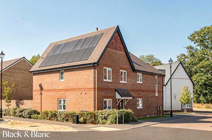 2 Bedroom Semi Detached House For Sale In Severus Place, Beckenham, BR3
