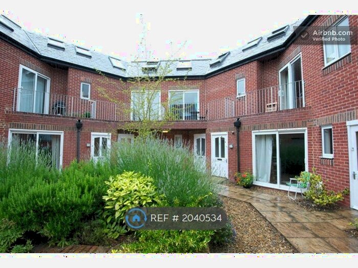 2 Bedroom Flat To Rent In Magdalen Road, Oxford, OX4