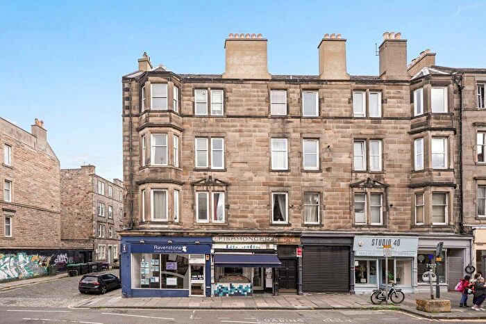 2 Bedroom Flat For Sale In / Rodney Street, Canonmills, Edinburgh, EH7