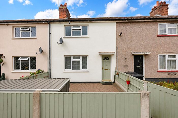 3 Bedroom Terraced House For Sale In Quebec Road, Tilbury, RM18