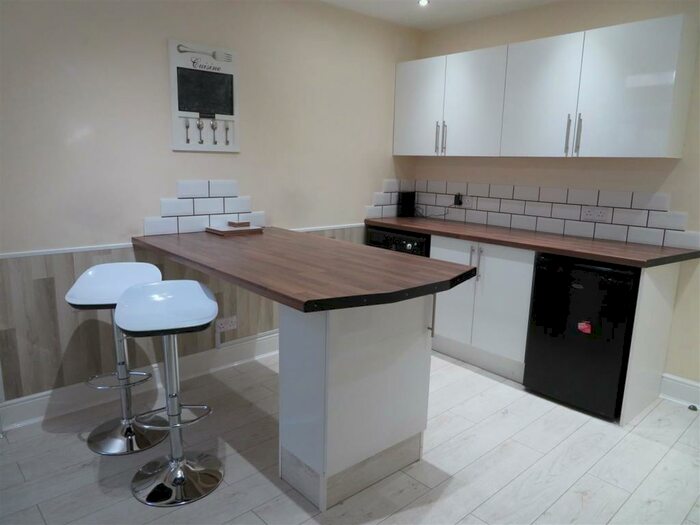 5 Bedroom House To Rent In Renny Road, Portsmouth, PO1