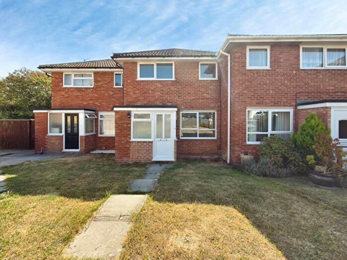 3 Bedroom Terraced House To Rent In Chepstow Close, Toothill, SN5