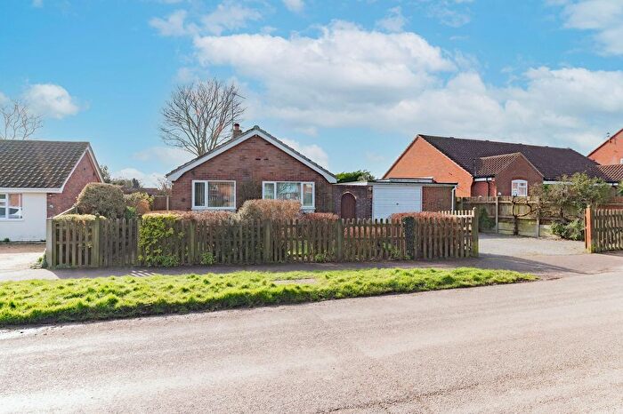 3 Bedroom Detached Bungalow To Rent In School Road, Ludham, NR29
