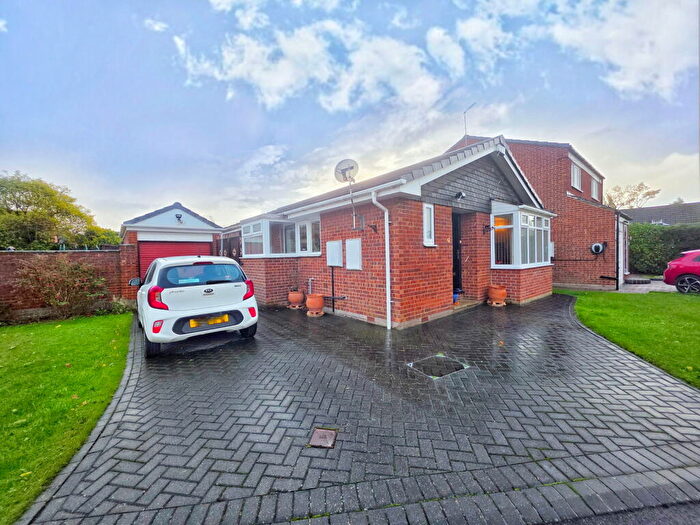 3 Bedroom Detached Bungalow For Sale In Applehaigh View, Royston, Barnsley, S71