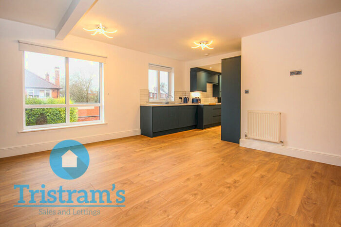 2 Bedroom Apartment To Rent In Russell Drive, Nottingham, NG8