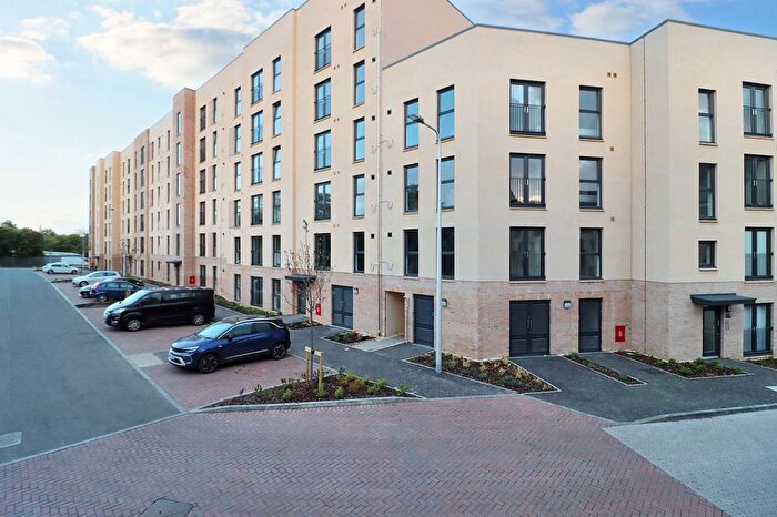 2 Bedroom Flat To Rent In Kilpatrick Grove, Edinburgh, EH6