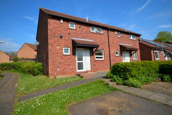 2 Bedroom Terraced House To Rent In Flintcomb Rise, Northampton, NN3