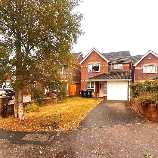 3 Bedroom Detached House For Sale In Castle Bolton, Eastbourne, BN23