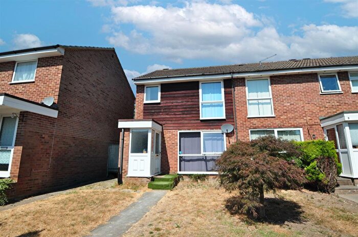 3 Bedroom Semi-detached House To Rent In Norton Road, Camberley, GU15