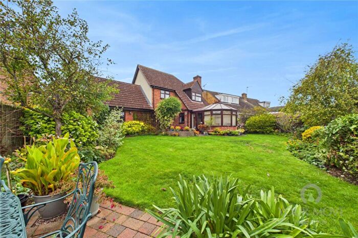 4 Bedroom Detached House For Sale In Orchard Way, Harpole, Northamptonshire, NN7